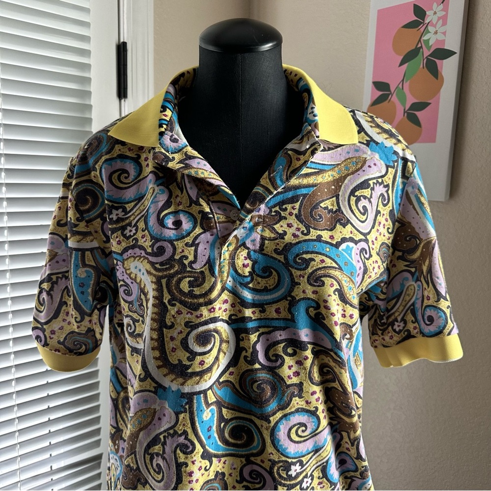 VERSE9 Paisley Patterned Men's Shirt with Yellow Accents